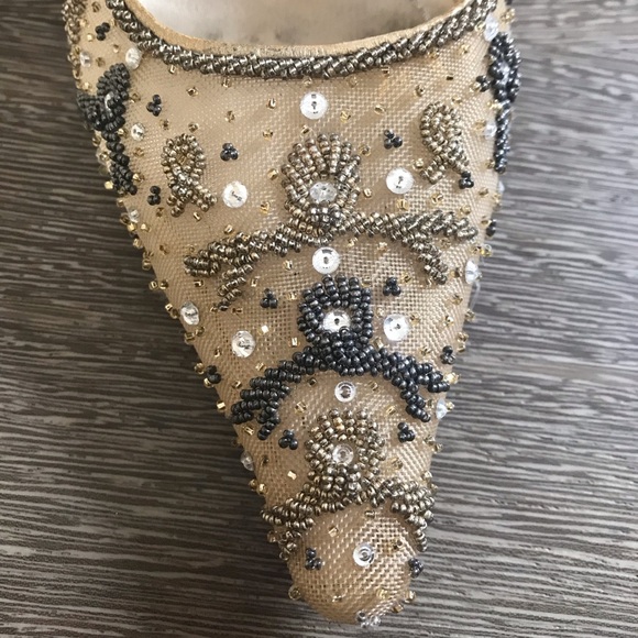 Rene Caovilla Gold Beaded Sling Back Heel Sz 7 - Picture 3 of 7